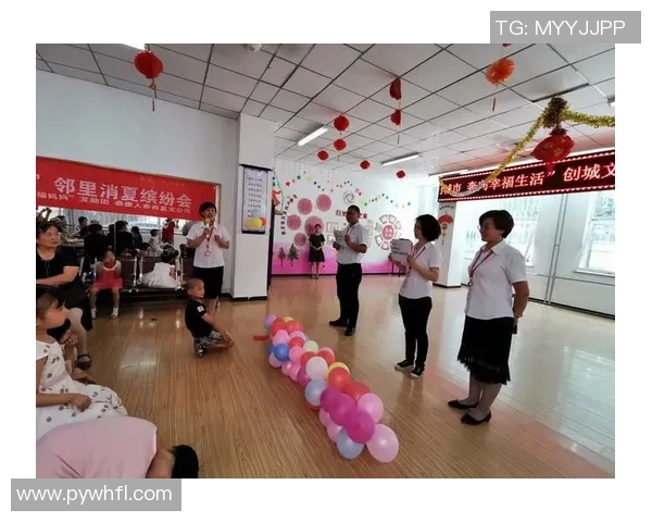 街头足球明星的日常生活揭秘与他们的邻里故事