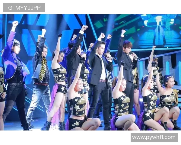 骆驼姐携手LPL足球明星共创电竞与体育新篇章